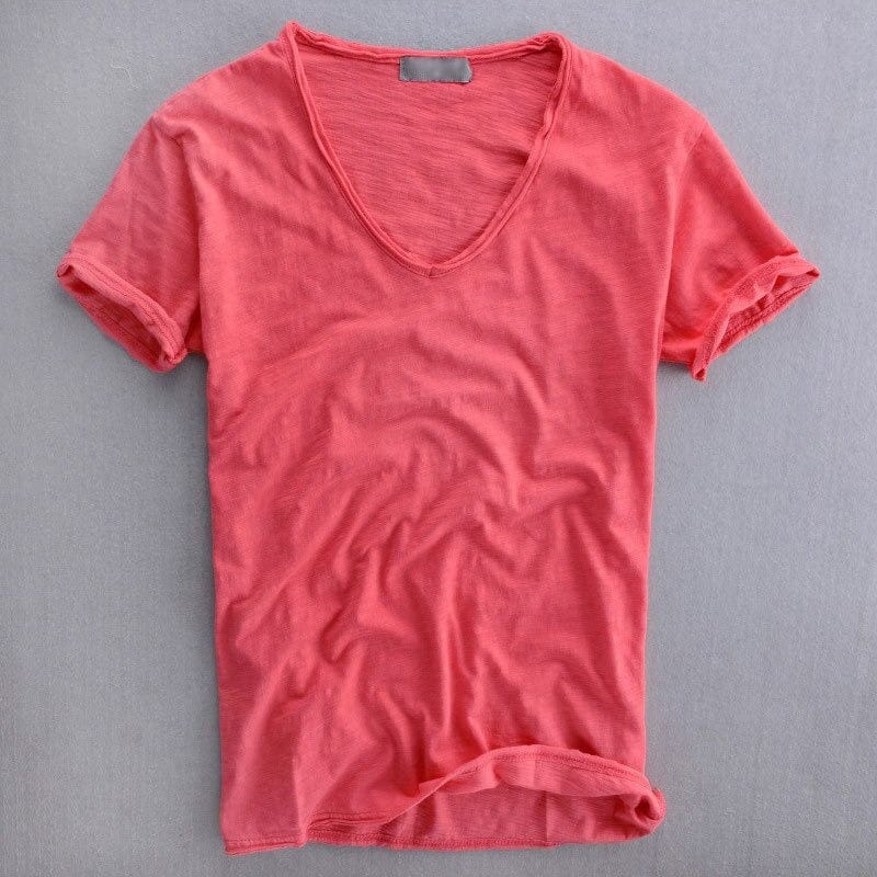 Robert | T-Shirt Herr V-ringad – Minimalistisk och tidlös stil
