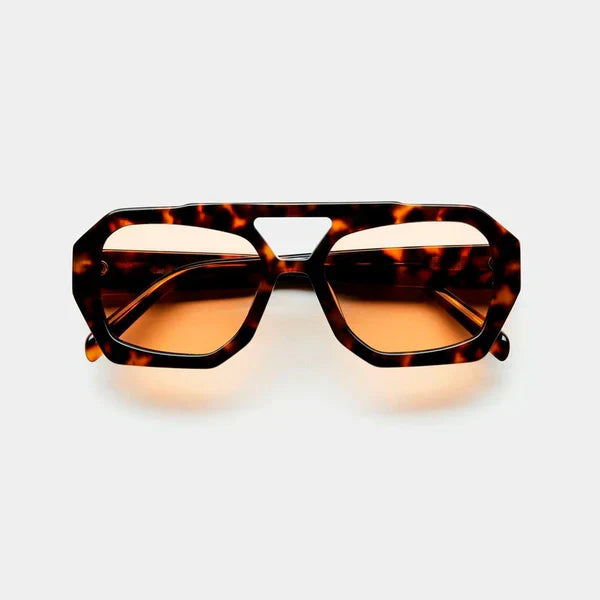 Charlotte | Sonnenbrille – Kühn und trendig
