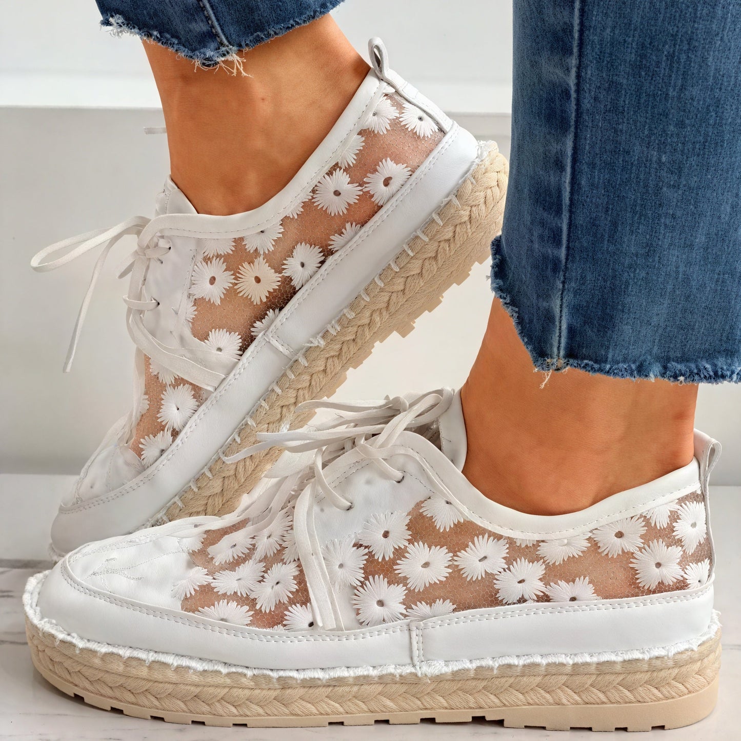 Bernice | Scarpe Traspiranti – Tessuto Fiorito e Eleganza