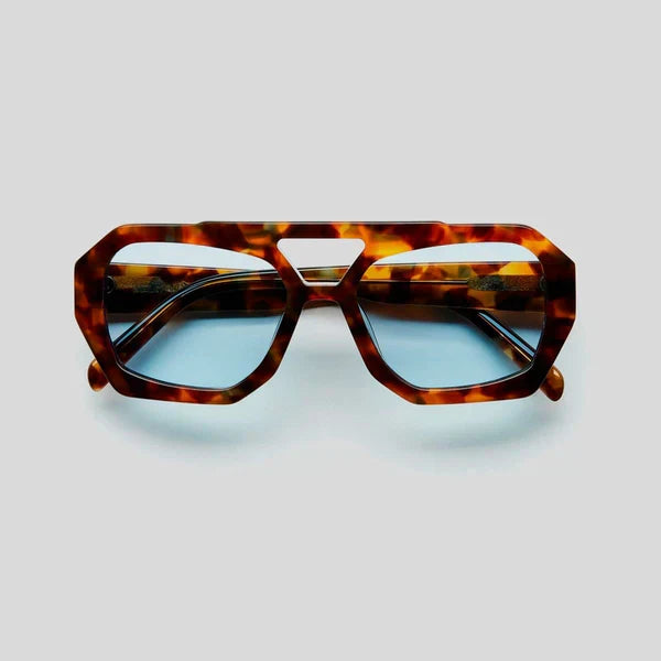Charlotte | Sonnenbrille – Kühn und trendig