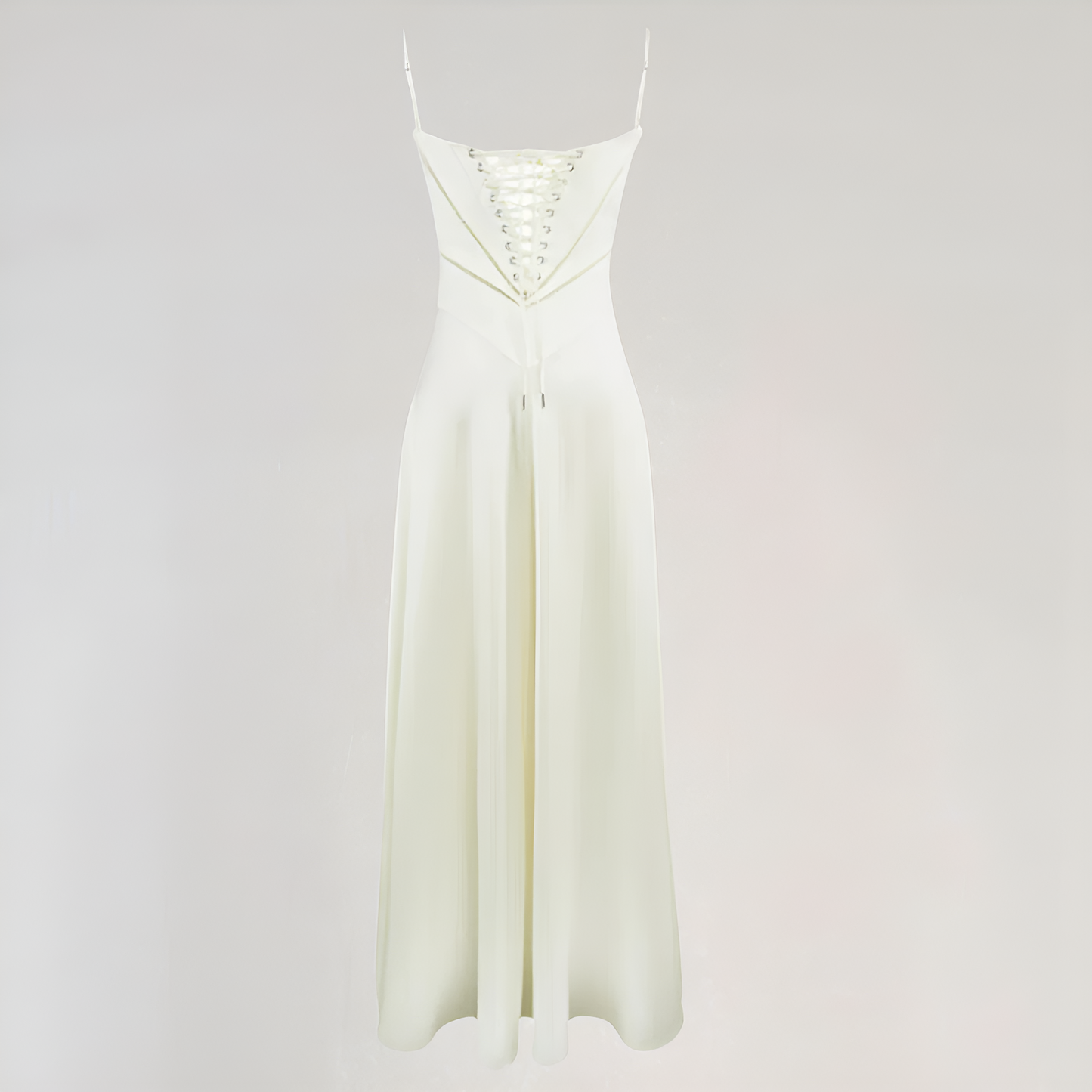Ibtissam | Vestido Largo Elegante – Espalda Corset y Silueta Sublimada 
