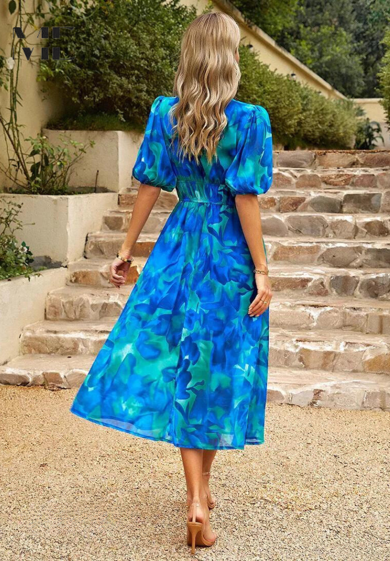 Alma | Blumen Kleid – Romantische Eleganz und strukturierte Ärmel 