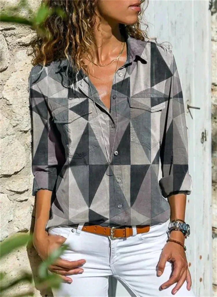 Κλερ | Μπλούζα Chic – Εκτύπωση Μπλε Και Αέρινη Σιλουέτα 