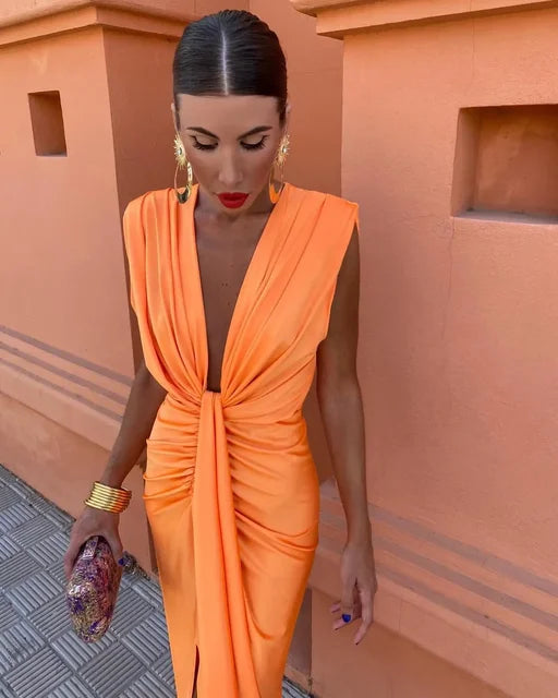 Penelopa | Rochie Lungă Legată – Eleganță și Atitudine Senzuală 