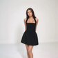 Sandra | Vestido Mini de Verano – Escote Halter y Volumen Fluido 