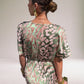 Agnès | Glamour Šaty – Detail Skrútenia a Nadčasový Šarm 