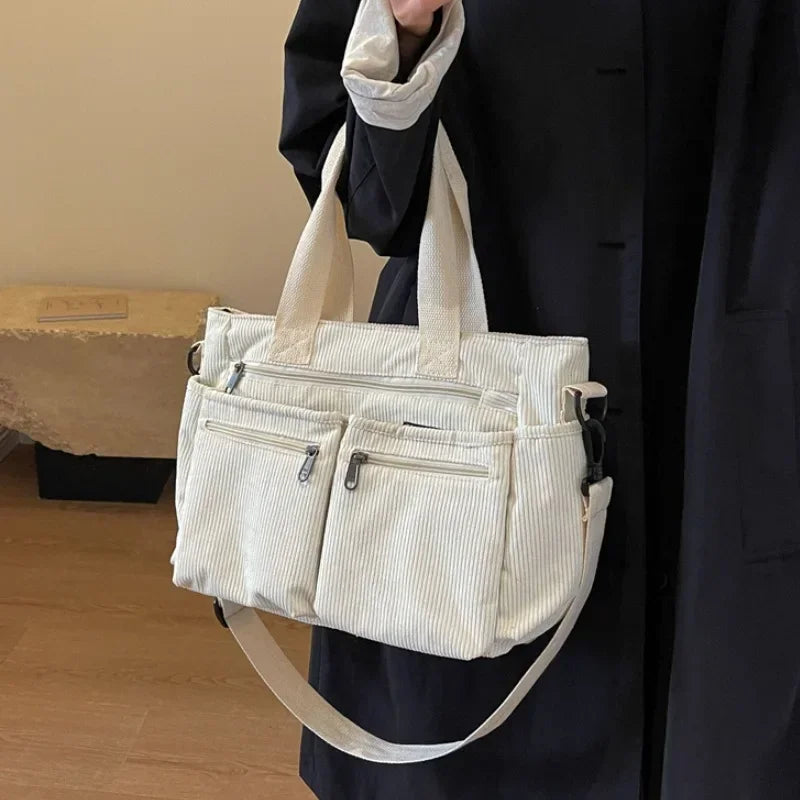 Phaedra | Vielseitige Tragetasche – Eleganz und Vielseitigkeit im Alltag 