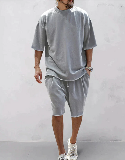 Αντριέν|Συγκρότημα T-Shirt Oversize και Σορτς για Μια Άνετη και Στυλάτη Εμφάνιση 